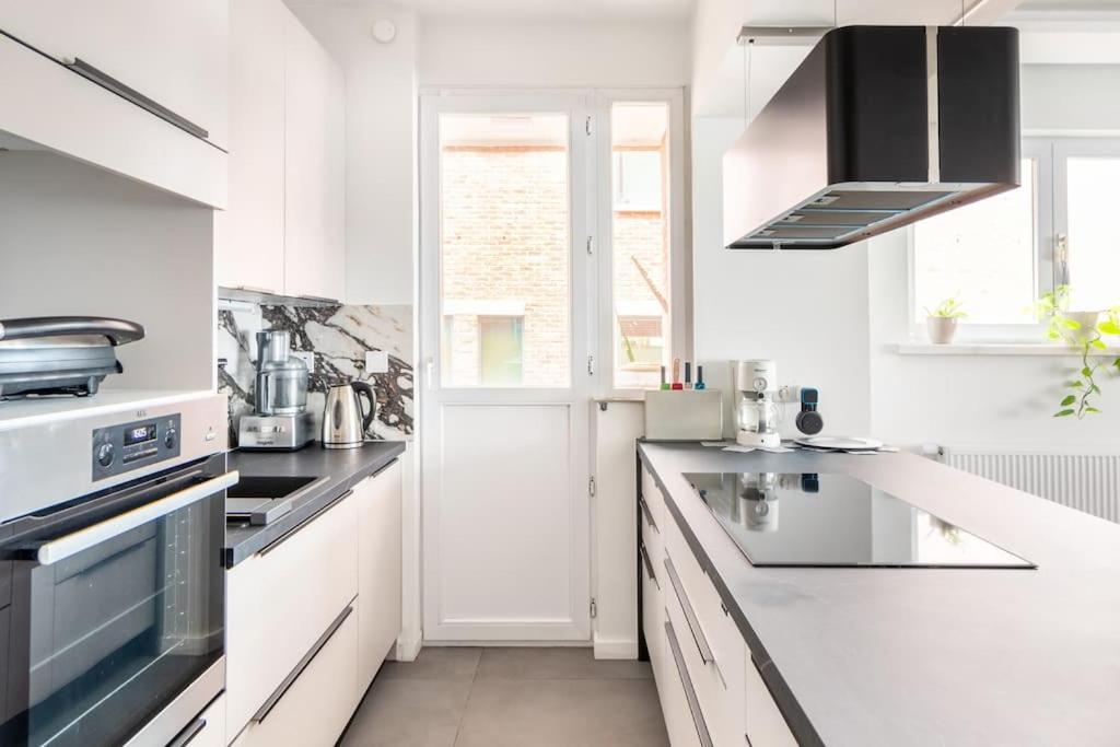 European Heart 2-Bedroom Flat. Βρυξέλλες Εξωτερικό φωτογραφία