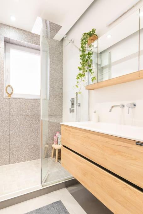 European Heart 2-Bedroom Flat. Βρυξέλλες Εξωτερικό φωτογραφία