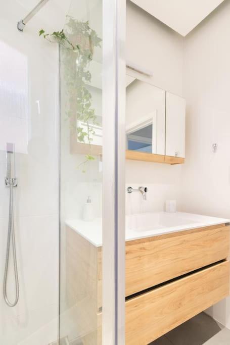 European Heart 2-Bedroom Flat. Βρυξέλλες Εξωτερικό φωτογραφία