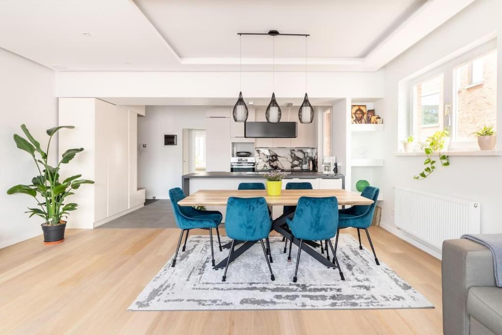 European Heart 2-Bedroom Flat. Βρυξέλλες Εξωτερικό φωτογραφία